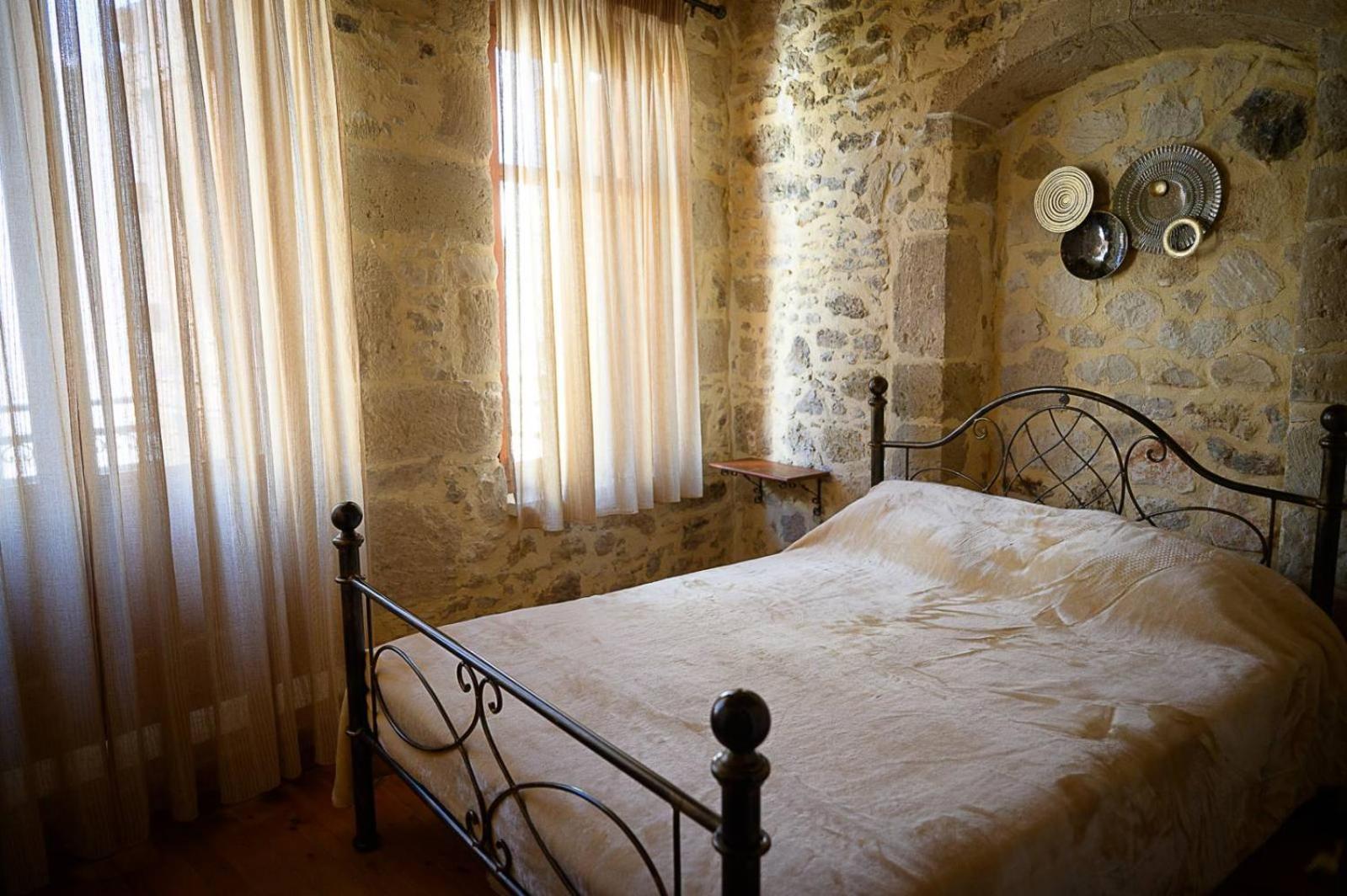 Traditional Stone Mezonete Krousonas  Экстерьер фото